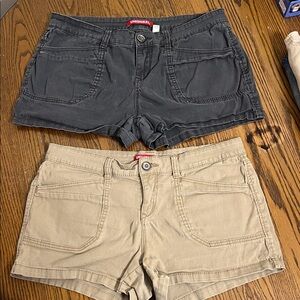 UNIONBAY Women's Cargo Shorts - Charcoal and Khaki